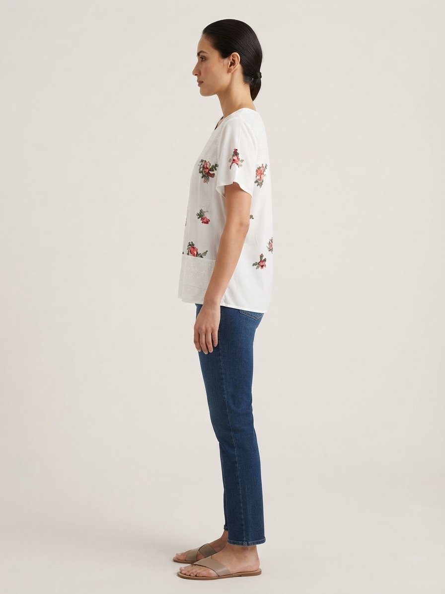 Women’s White Floral Embroidered Short Sleeve Top